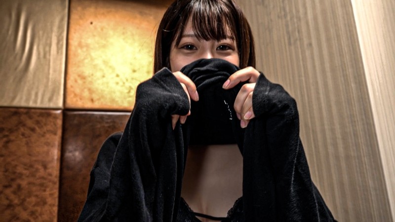 FC2-PPV-1544278 [Personal shooting with W benefits] A young wife who inserts another stick as a reward for her on her 28th birthday ①