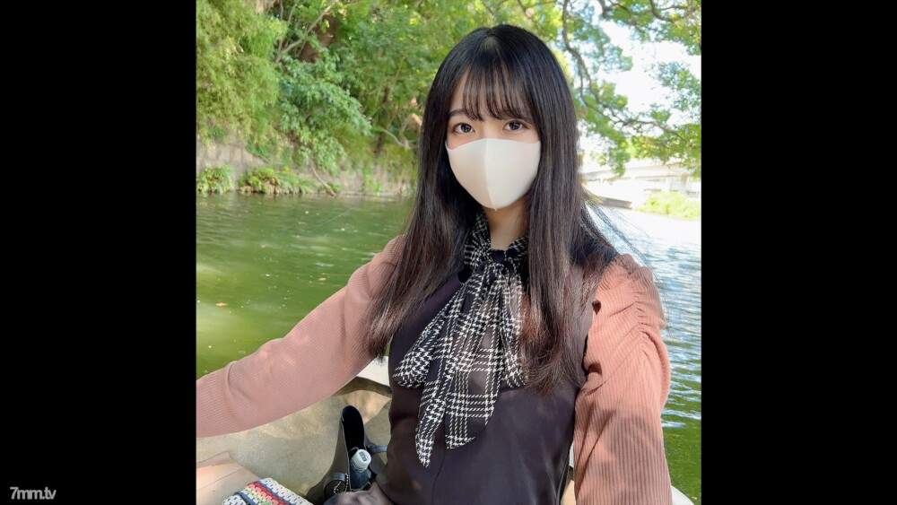 FC2-PPV-3052836 First shot! Limited number [Uncensored] 19-year-old big tits with Ecup aiming for a nurse! The present ◯ professional student with a c