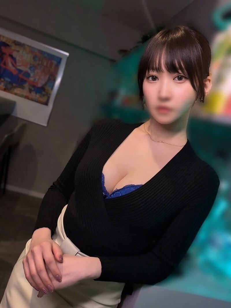 FC2-PPV-4771202 ⚠Submersion Accident⚠ E-Cup "Nymphomaniac" Beauty, Italian Restaurant Worker (26) ⇒ Her Squirting Switch is So Crazy She Spr