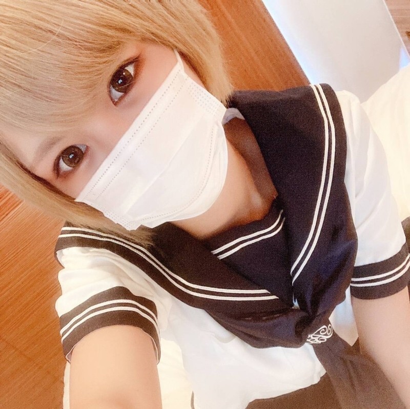 FC2-PPV-4739180 [Uncensored] ★ A beautiful gal with short hair plays with an old man's dick and he loses his mind! He mounts her and inserts it, 