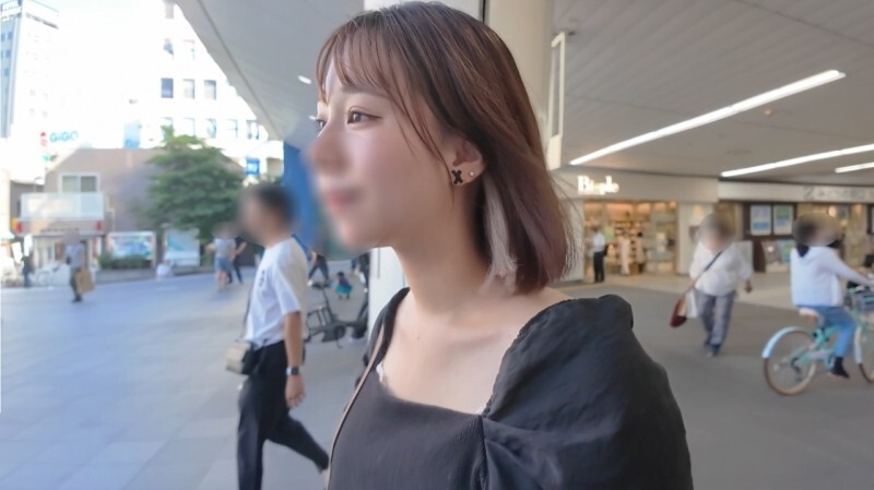 FC2-PPV-4768553 990 points until the 14th!! [First time] F-cup (MARCH) beauty "The salary at the lodge isn't enough..." Applying for a 